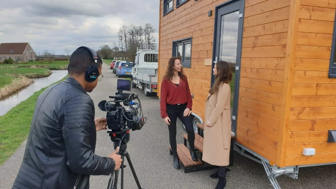 Eefje tijdens opnames tv programma